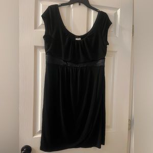 Serene Black Dress Size 16